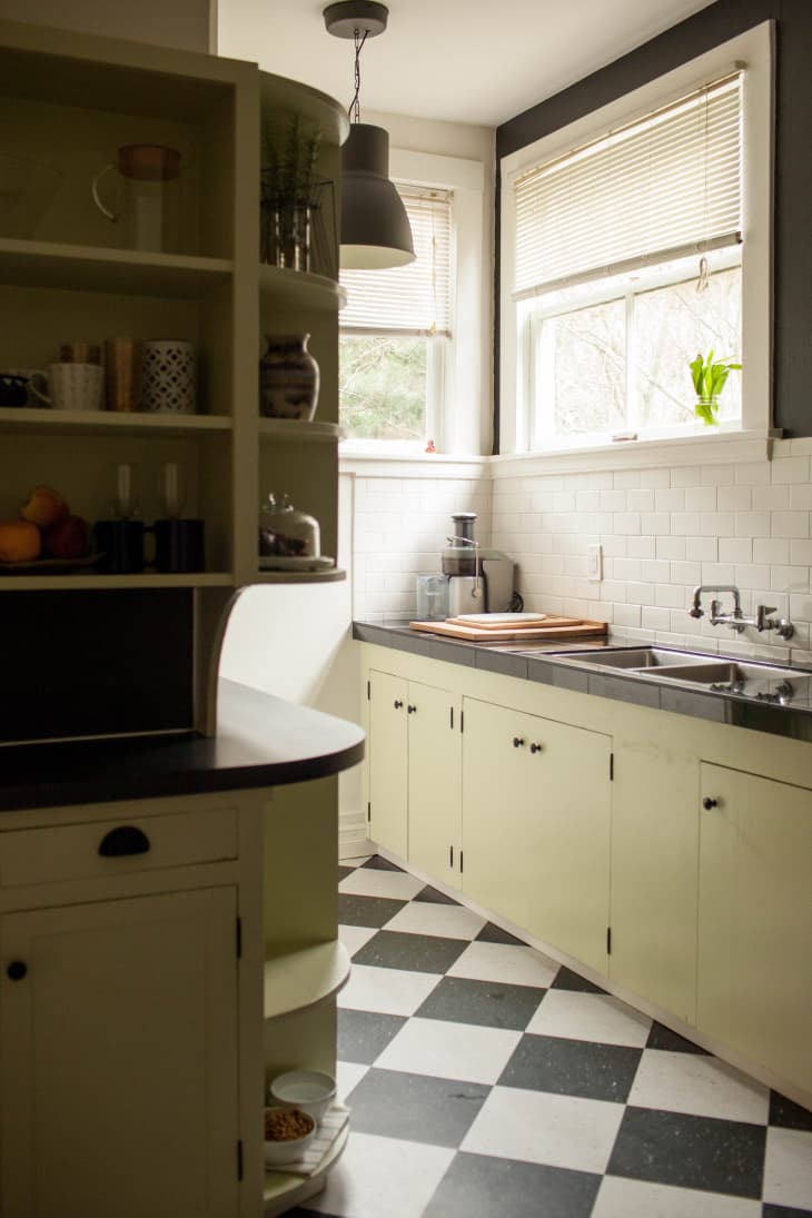 Work It Classic Black White Checkered Kitchen  Floors 